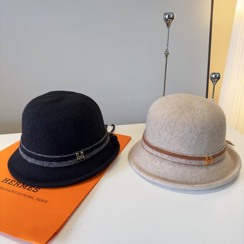 Hermes top hat 110501